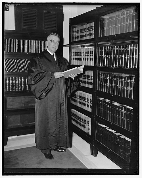 Portrait of Justice Fred M. Vinson.